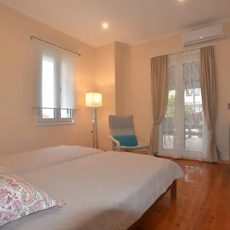 Vakantiehuis Bright And Airy 50 Meters From The *