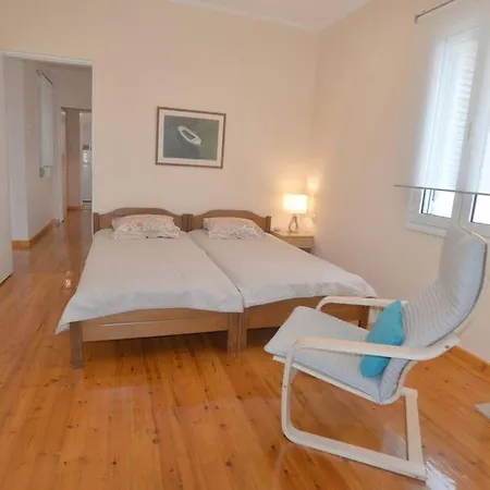Bright And Airy 50 Meters From The Hébergement de vacances *