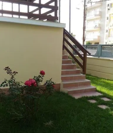 Bright And Airy 50 Meters From The * غزيلوكاسترون