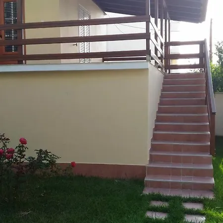 Bright And Airy 50 Meters From The Holiday home