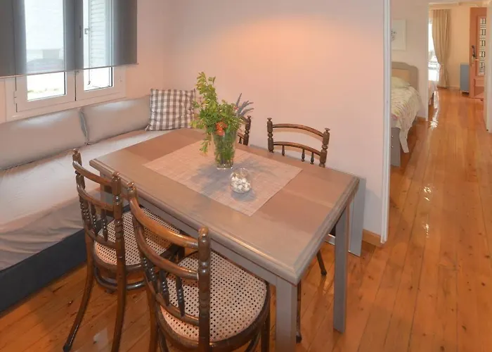 Bright And Airy 50 Meters From The * Xylokastro