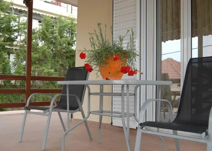 Vakantiehuis Bright And Airy 50 Meters From The *