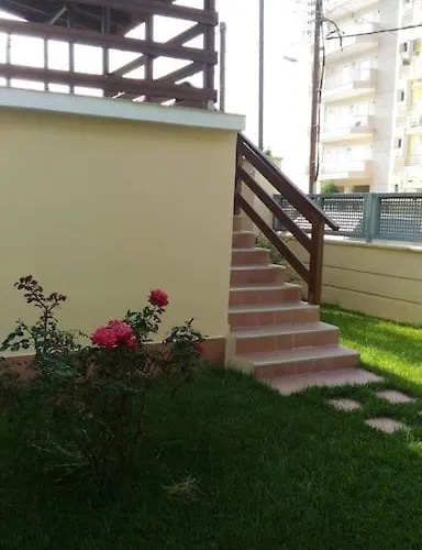 Bright And Airy 50 Meters From The * Xylokastro